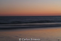 wave by Carlos Ernesto 